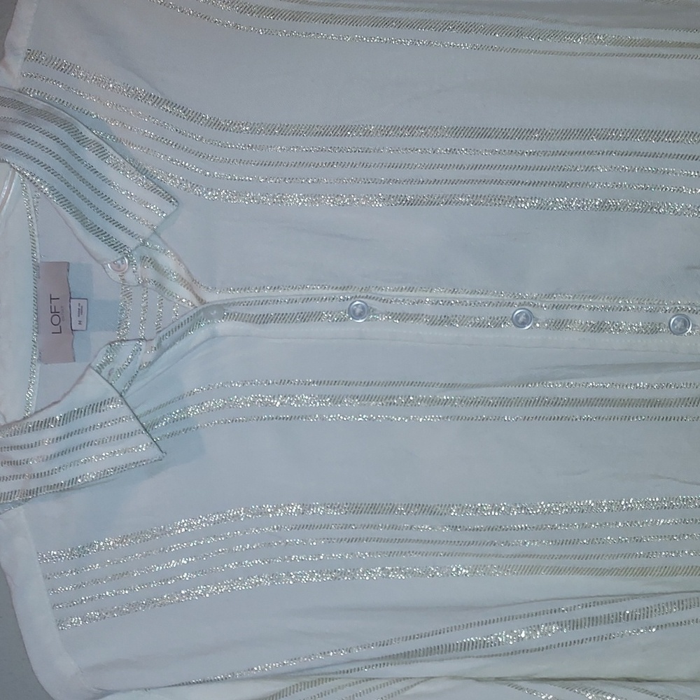 Loft Blouse - Picture 2 of 9